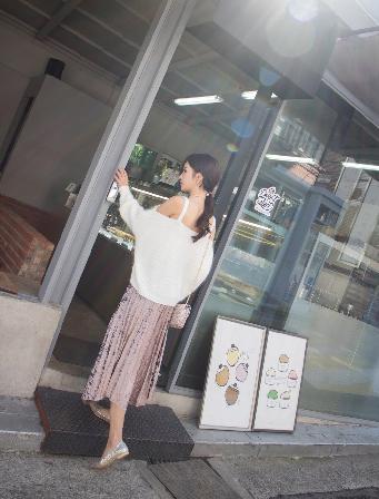 爸妈离婚女儿成爸爸的女人